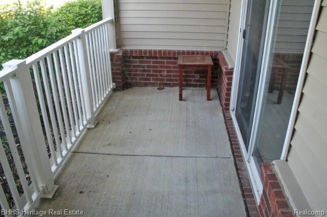 4126 Hampton Ridge Boulevard, Unit 70 Howell, MI 48843 - Photo 3 of 16 Patio