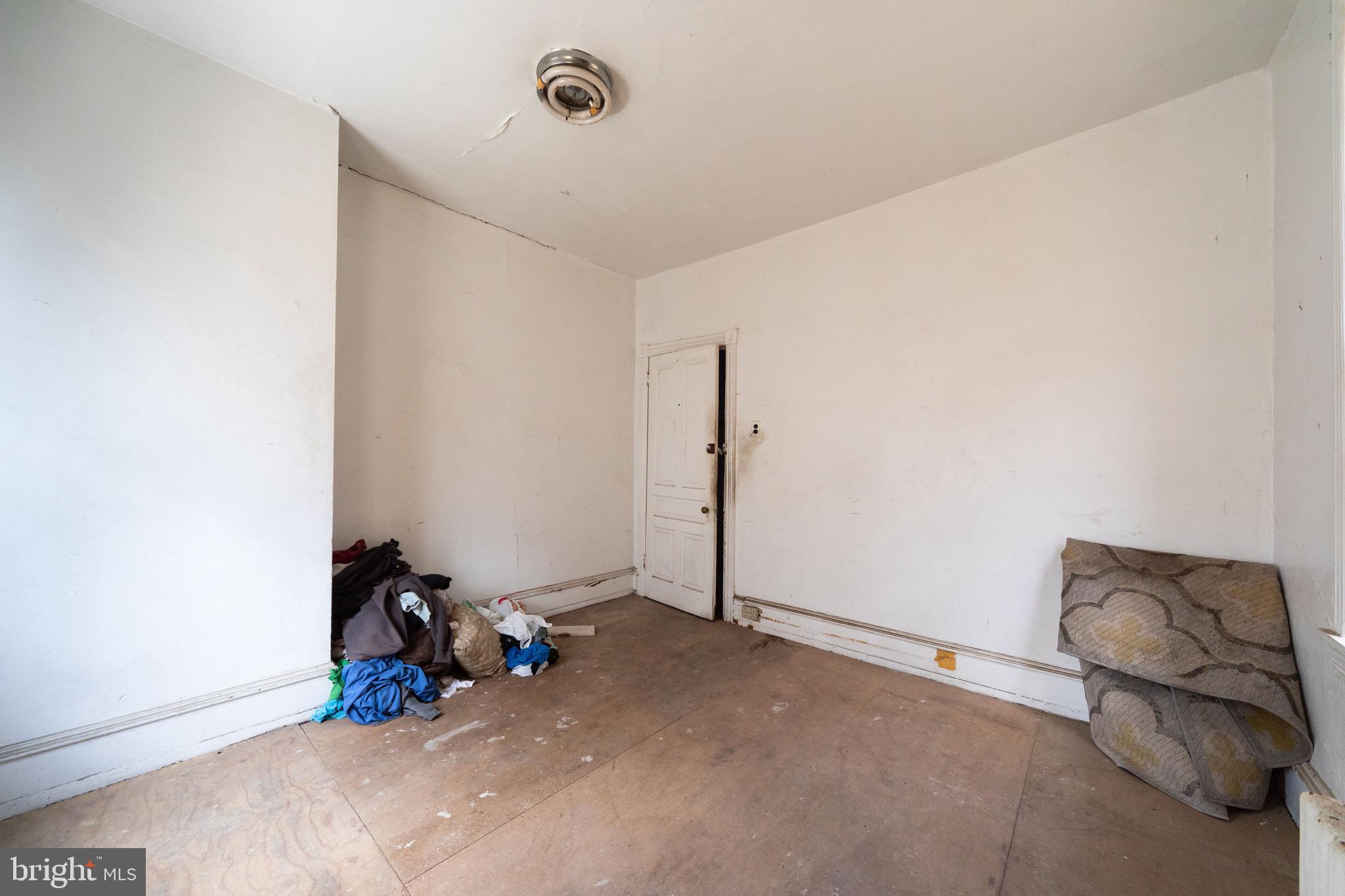 2312 Reed Street Philadelphia, PA 19146 - Photo 17 of 23 a view of a room with gym equipment