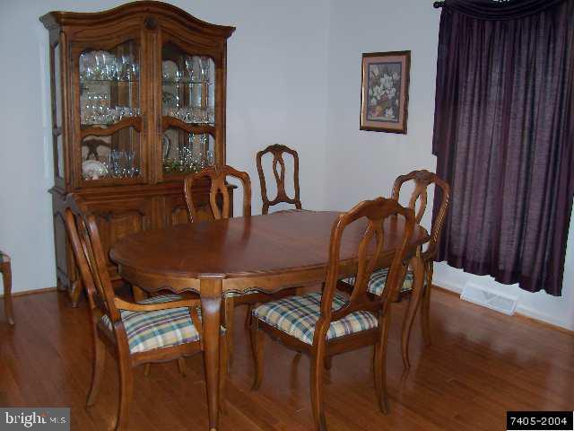 945 East Butter Road York, PA 17406 - Photo 3 of 6
