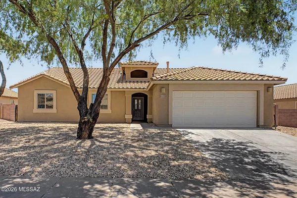 $364,900 | 1060 East Stronghold Canyon Lane, Sahuarita, AZ 85629