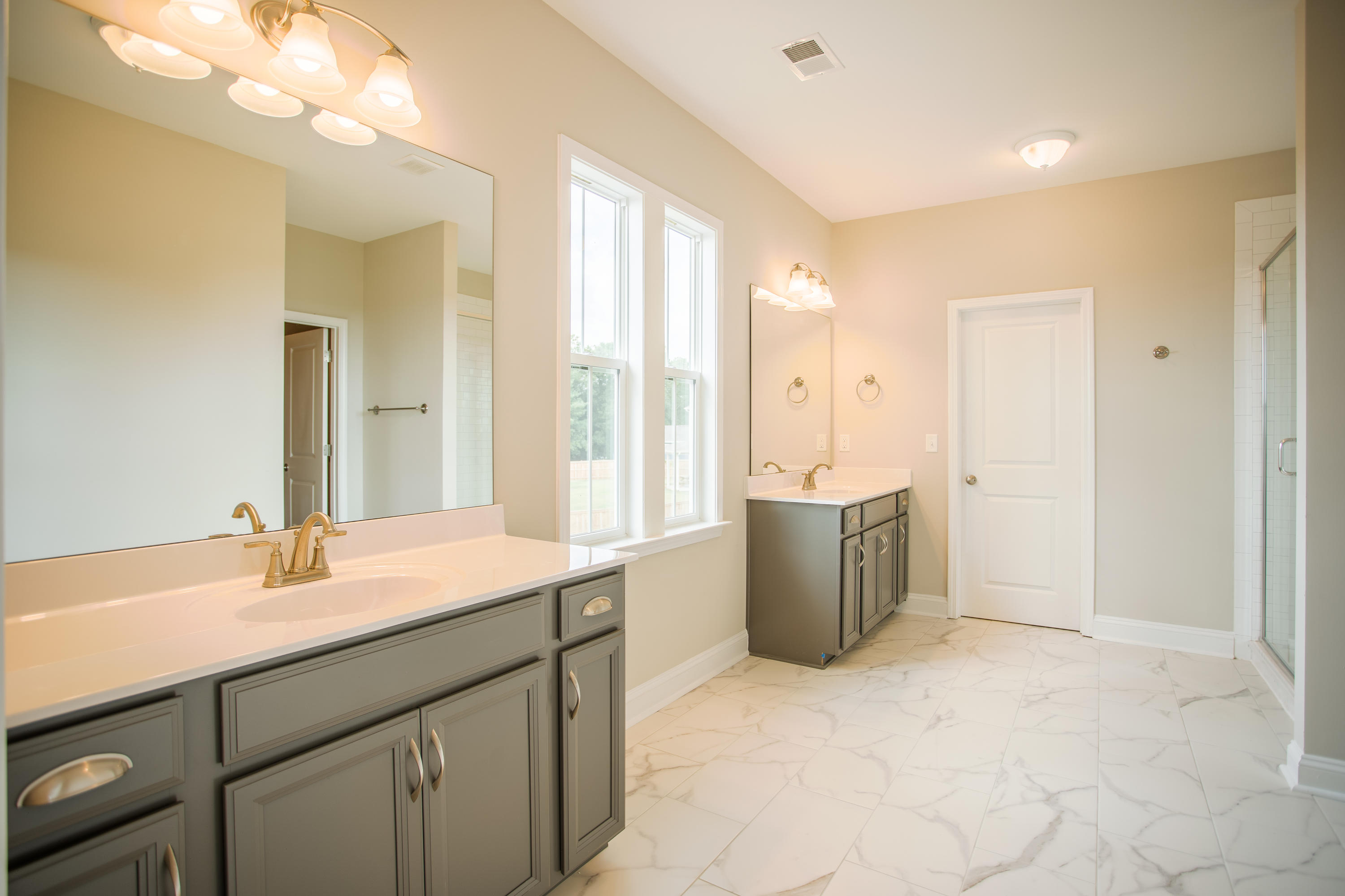 1417 Rivers Cotton Road Charleston, SC 29412 - Photo 21 of 34 master bath