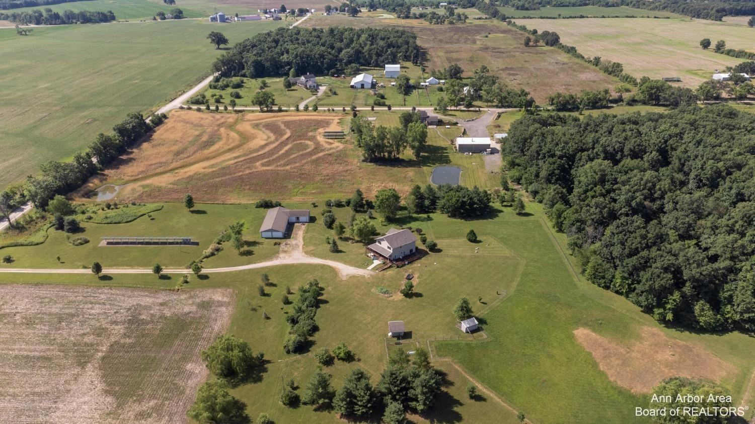 12322 Mccollum Road Clinton, MI 49236 - Photo 27 of 84 Photo 28