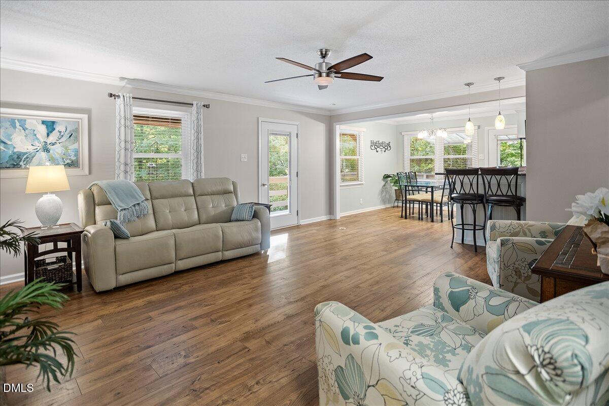 08-6403 Myra Rd [2529811]_08