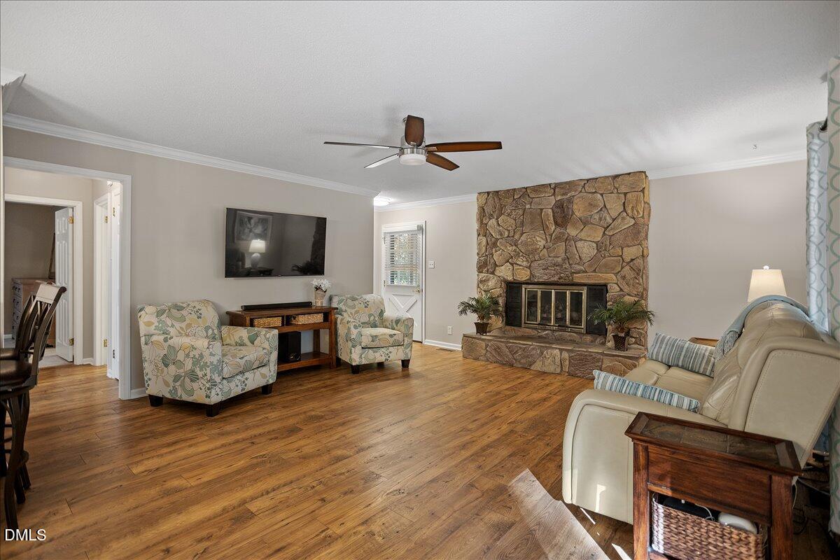 09-6403 Myra Rd [2529811]_09
