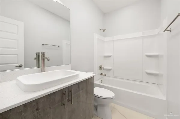 $1,300 | 3531 South Dominque Drive, Pharr, TX 78577