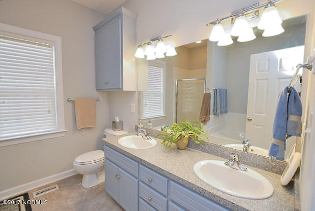 3518 Carriage Farm Road Rocky Mount, NC 27804 - Photo 20 of 39 Master bath with double sinks