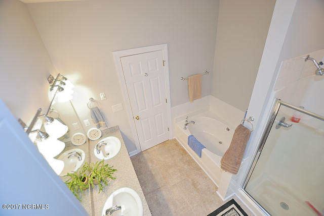 3518 Carriage Farm Road Rocky Mount, NC 27804 - Photo 21 of 39 Master bath with garden tub, separate shower
