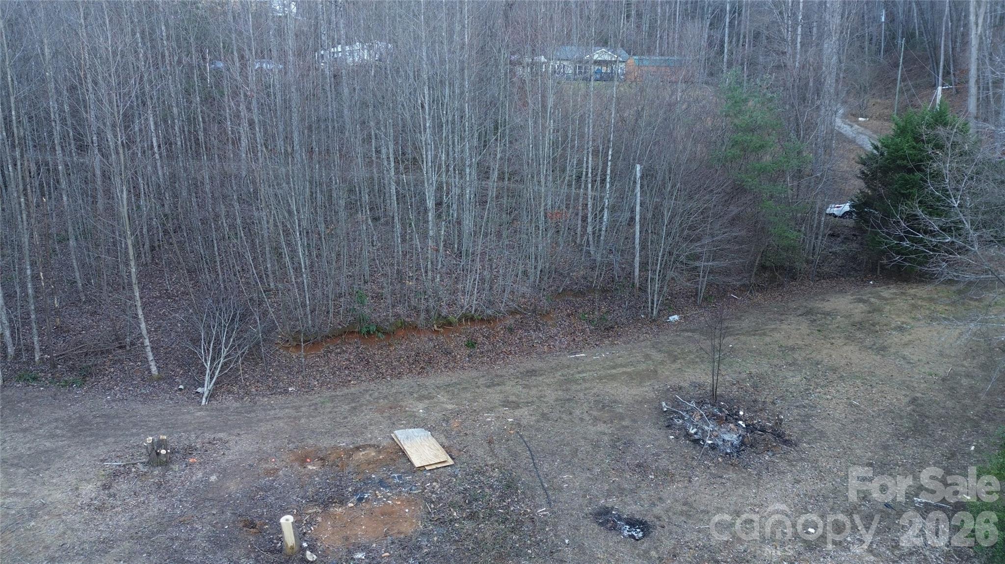 321 Mount Keys Drive Bryson City, NC 28713 - Photo 10 of 31 a view of a dry room with wooden fence