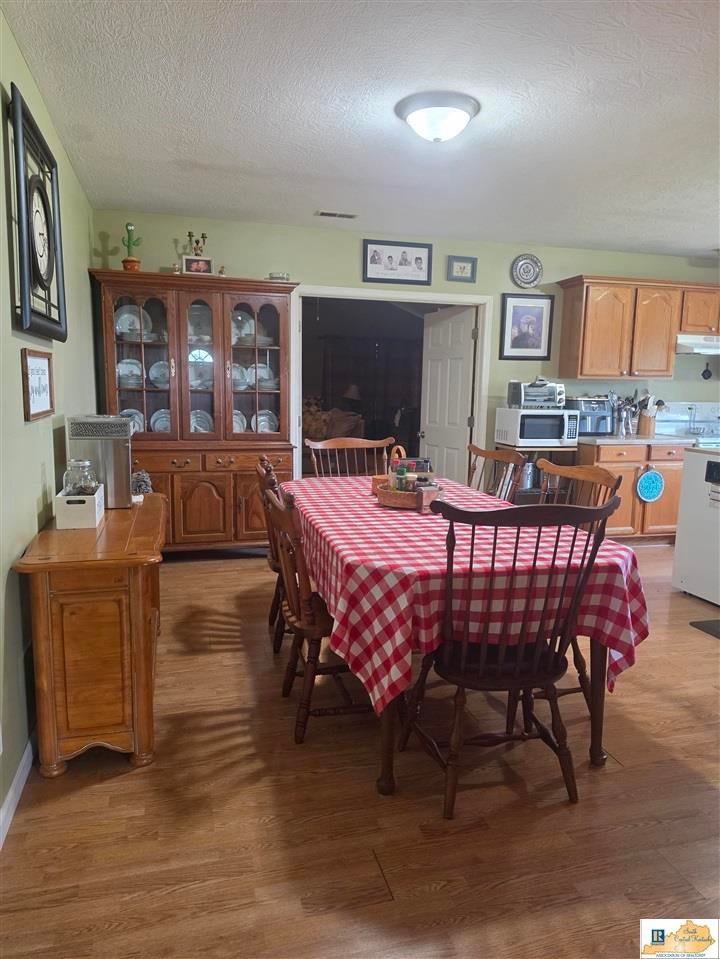 3075 Davis Bend Road Canmer, KY 42722 - Photo 2 of 28 Gallery Image 2