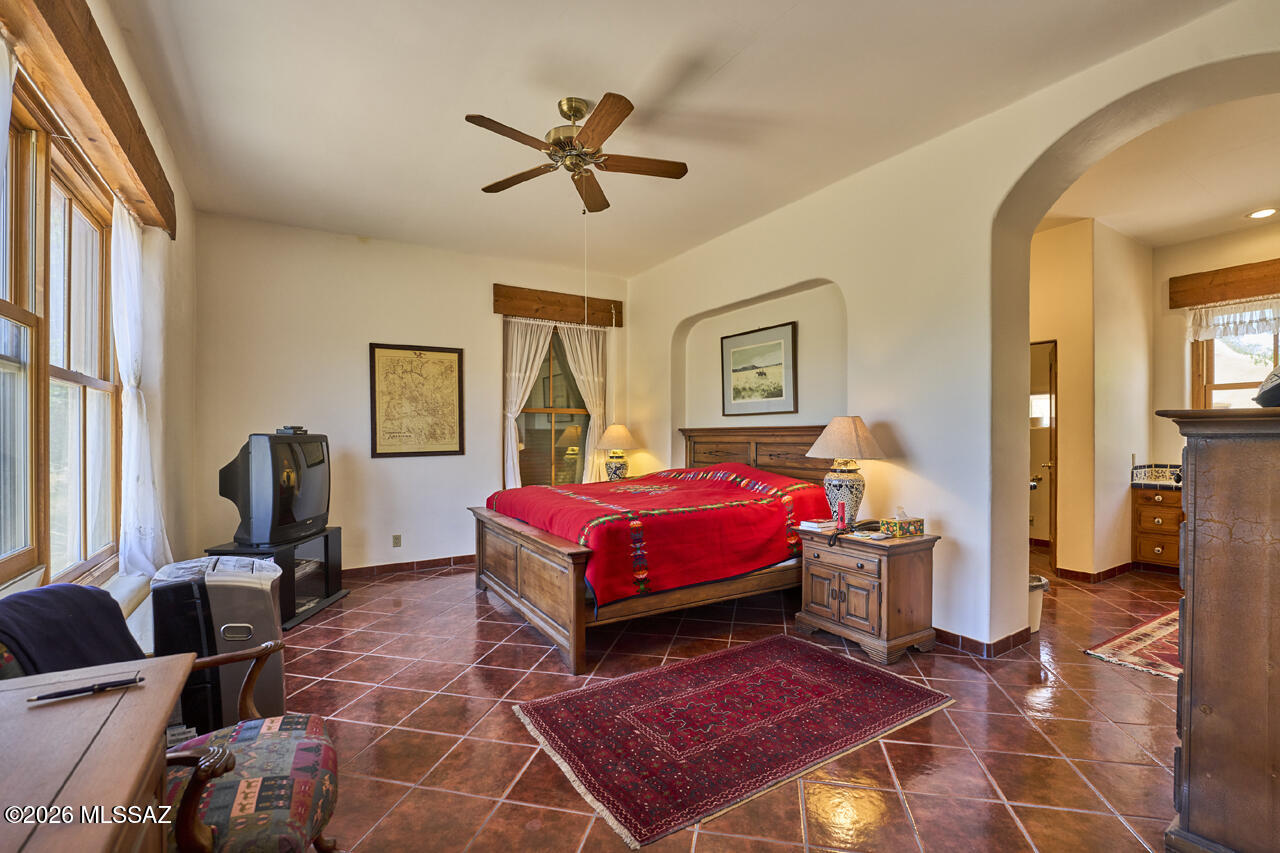 14075 South Sunglow Road Pearce, AZ 85625 - Photo 15 of 42 L_Interior Home Primary 6