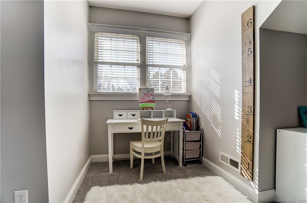 3284 Richard's Crossing Fort Mill, SC 29708 - Photo 23 of 43 a dining room with furniture and window