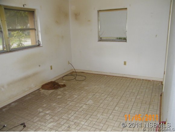 165 Azalea Road Edgewater, FL 32141 - Photo 16 of 24 Gallery Image 16