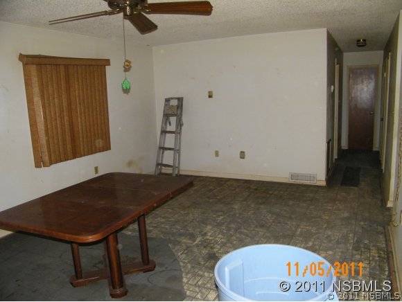 165 Azalea Road Edgewater, FL 32141 - Photo 8 of 24 Gallery Image 8