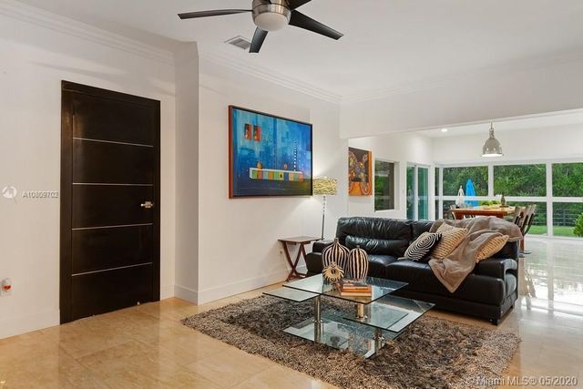 $2,700,000 | 7100 West Lago Drive, Coral Gables, FL 33143