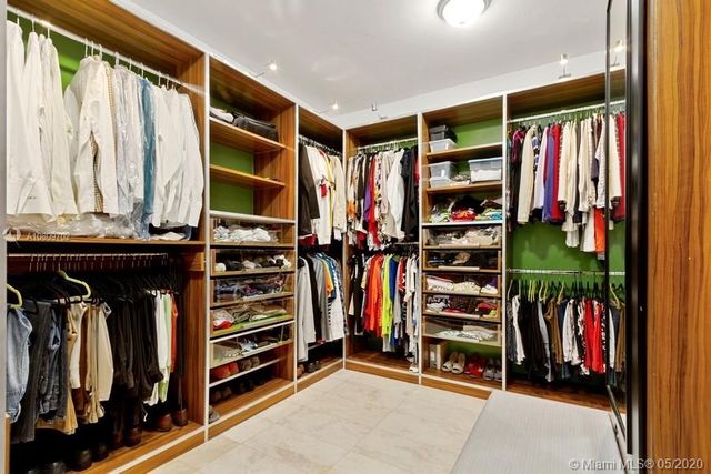 $2,700,000 | 7100 West Lago Drive, Coral Gables, FL 33143