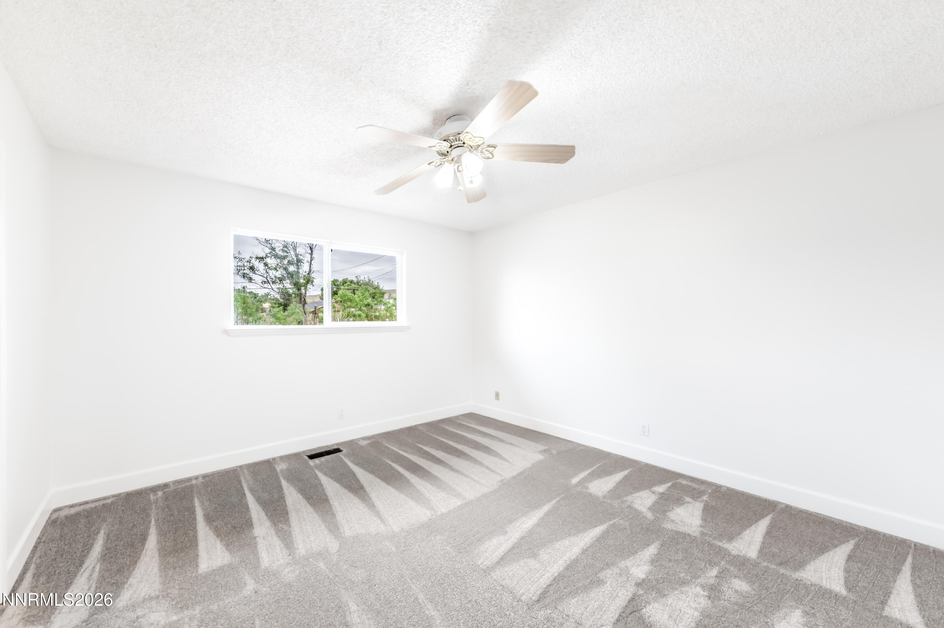 905 Sherman Way Reno, NV 89506 - Photo 15 of 40 S-1027