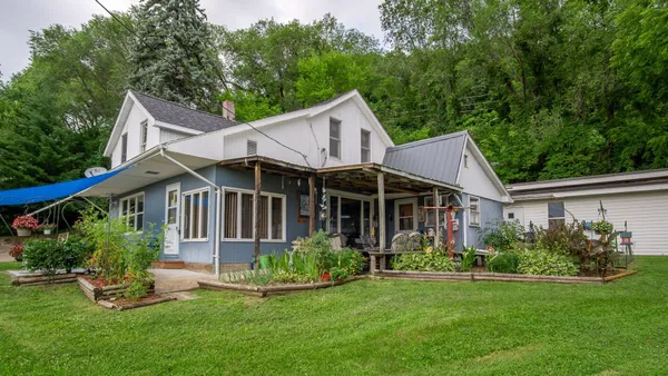 $164,900 | 1107 South Second Street, Alma, WI 54610