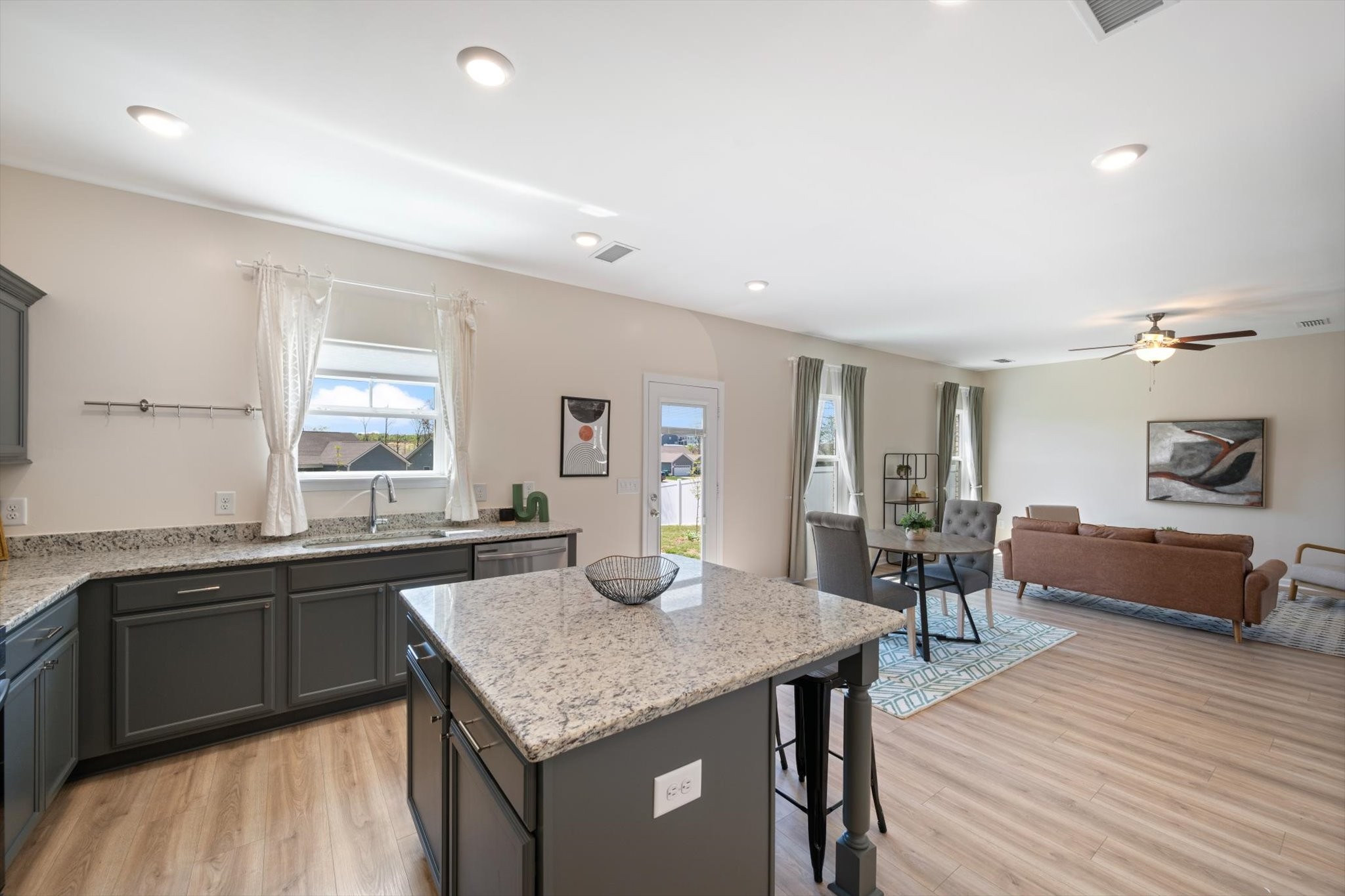 274 Thorpe Drive Spring Hill, TN 37174 - Photo 8 of 29