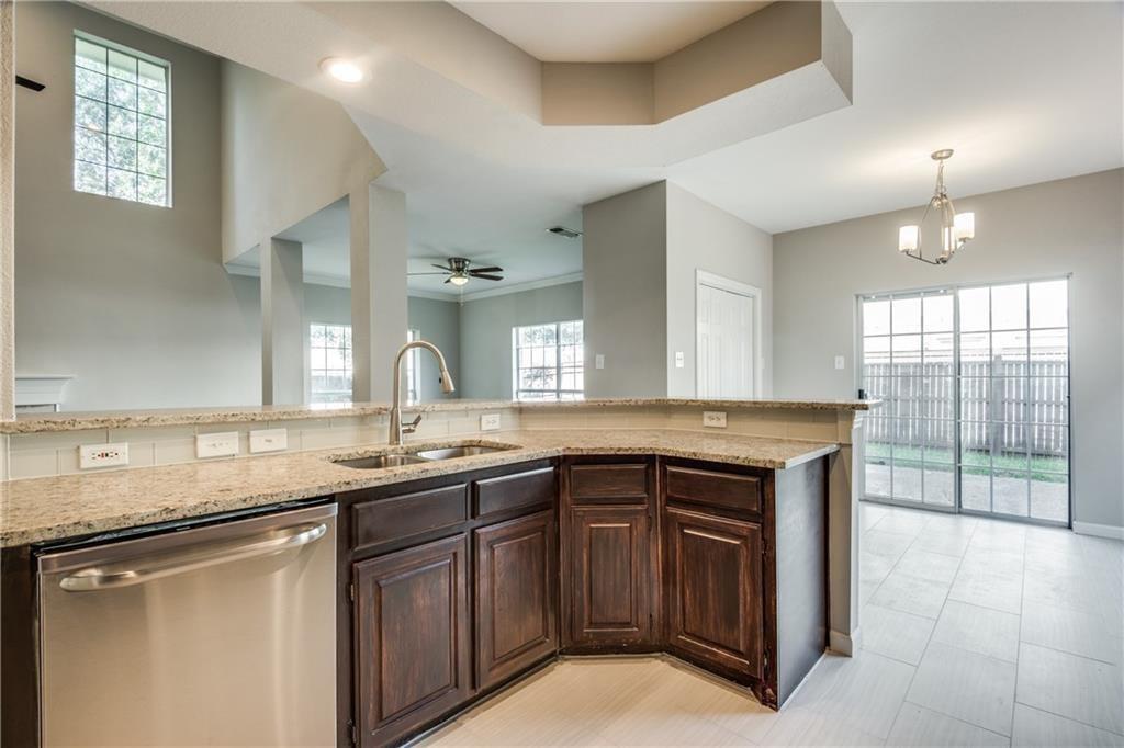 9401 Abbey Road Irving, TX 75063 - Photo 2 of 24