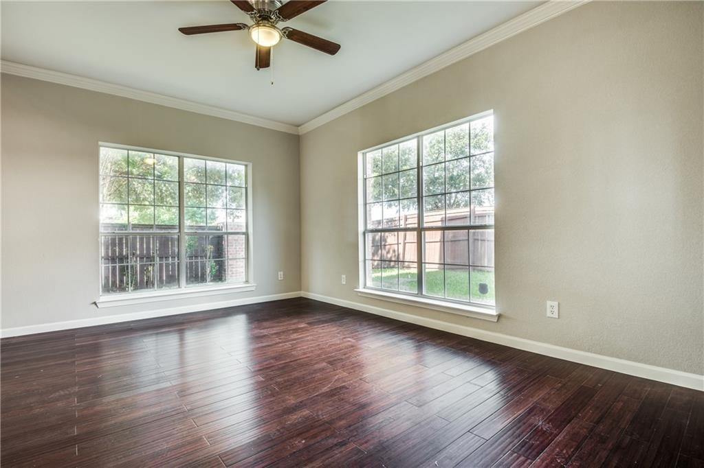 9401 Abbey Road Irving, TX 75063 - Photo 4 of 24