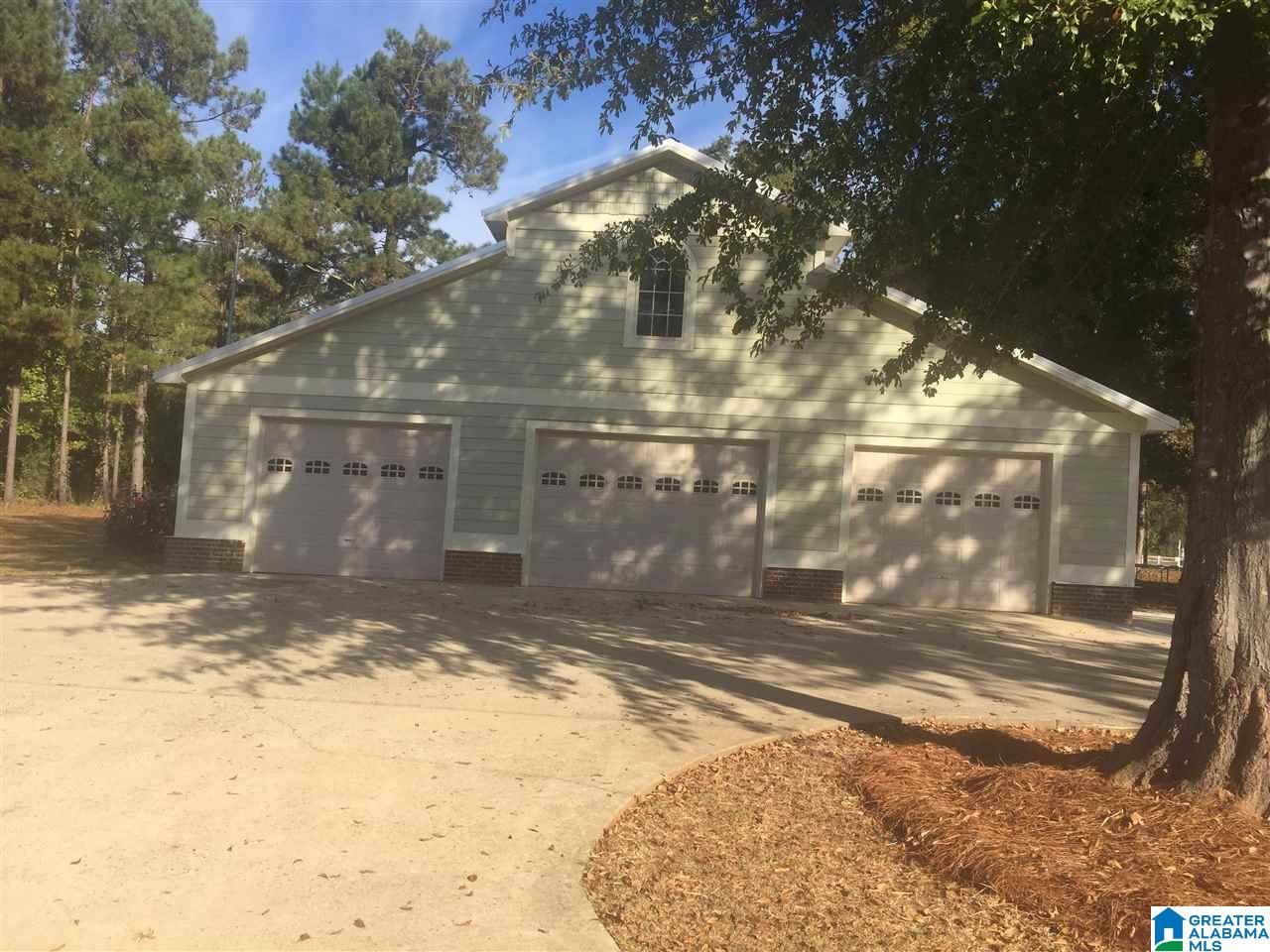 1091 Cedar Creek Road Sylacauga, AL 35151 - Photo 5 of 36