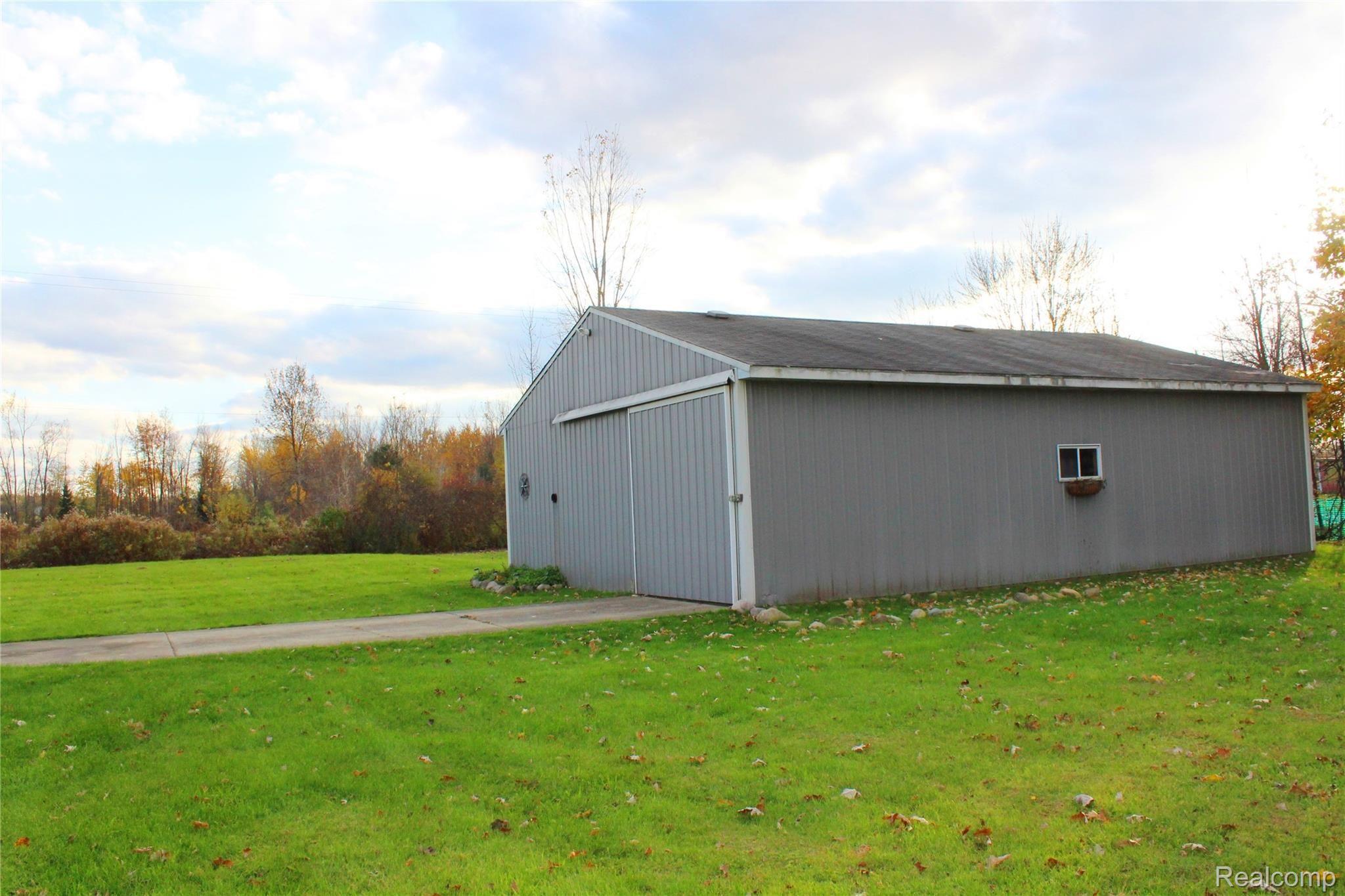 2618 Ducker Road North Branch, MI 48461 - Photo 15 of 58 IMG_3539.JPG