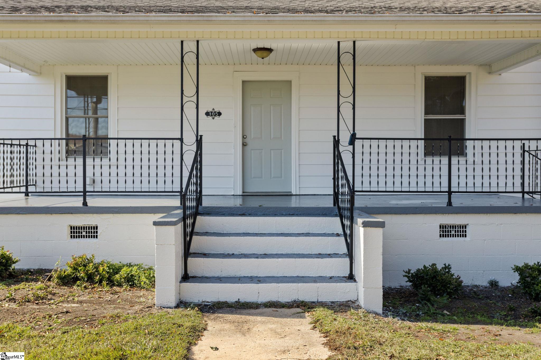 105 Maryland Avenue Honea Path, SC 29654 - Photo 2 of 36