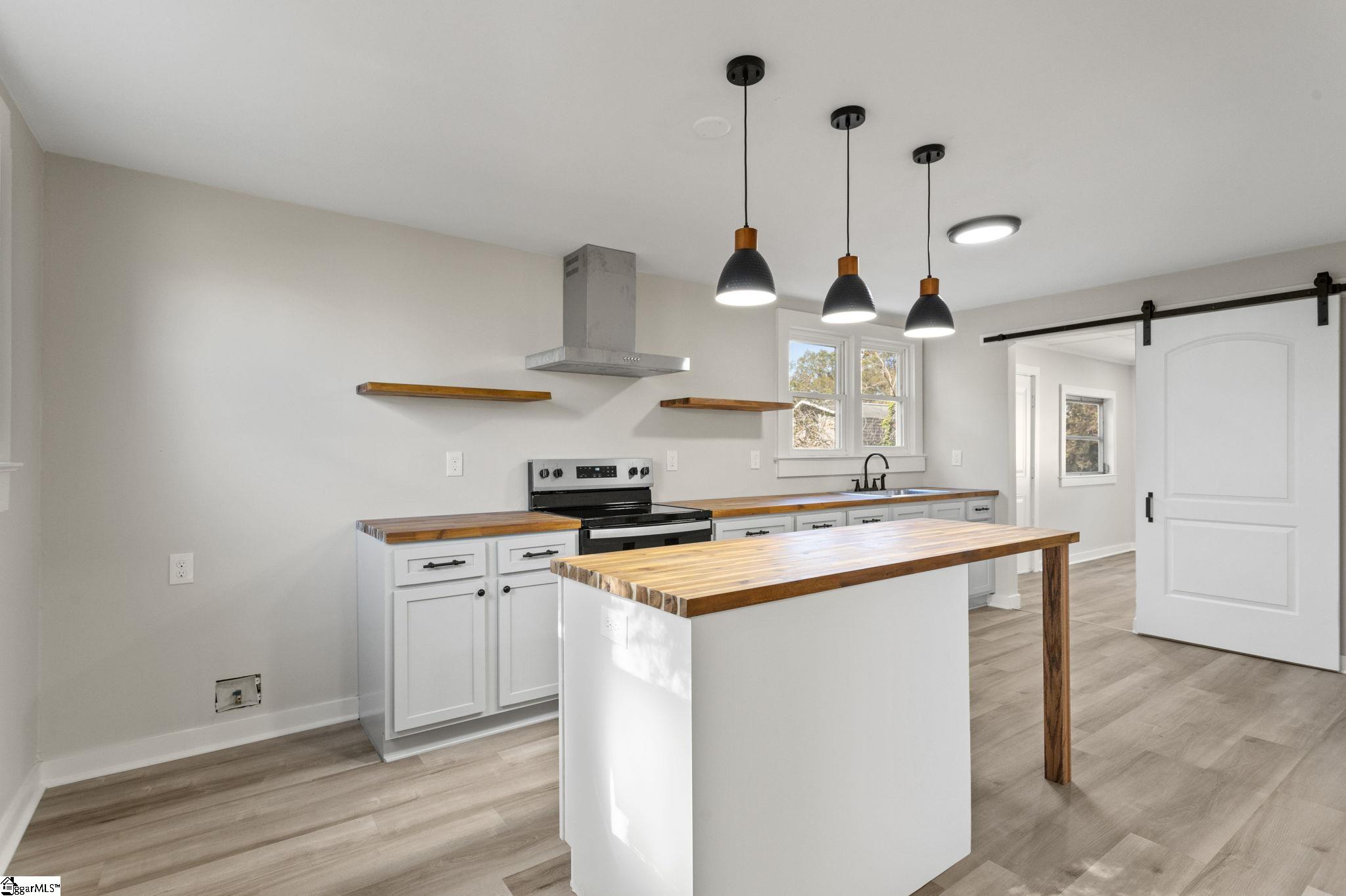 105 Maryland Avenue Honea Path, SC 29654 - Photo 8 of 36