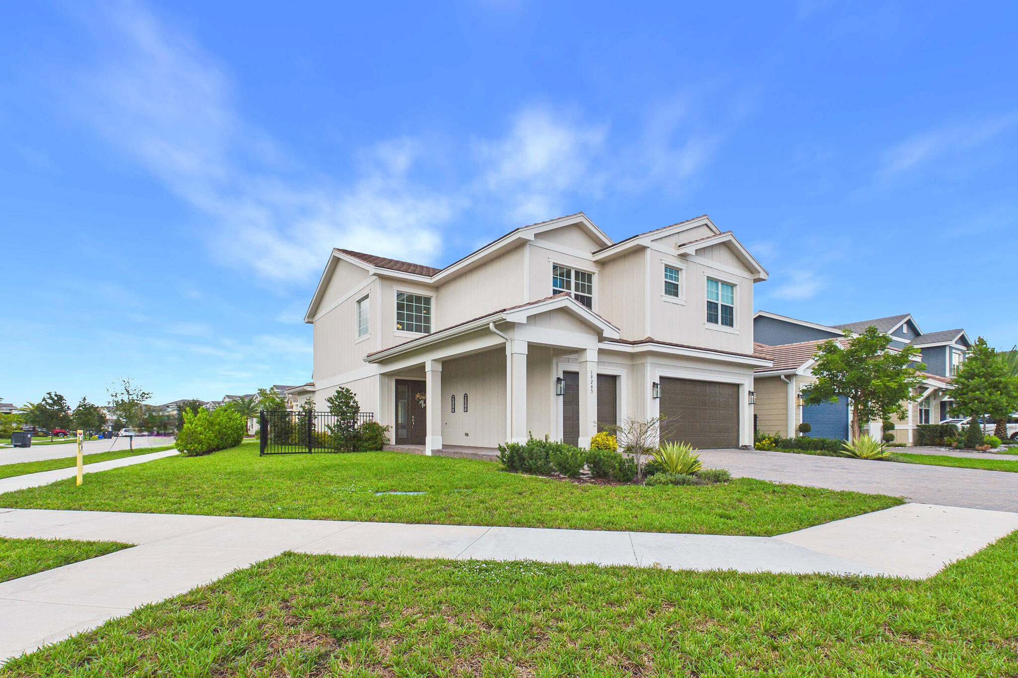 19243 Rolling Acrs Road Loxahatchee, FL 33470 - Photo 120 of 137 Front of Structure
