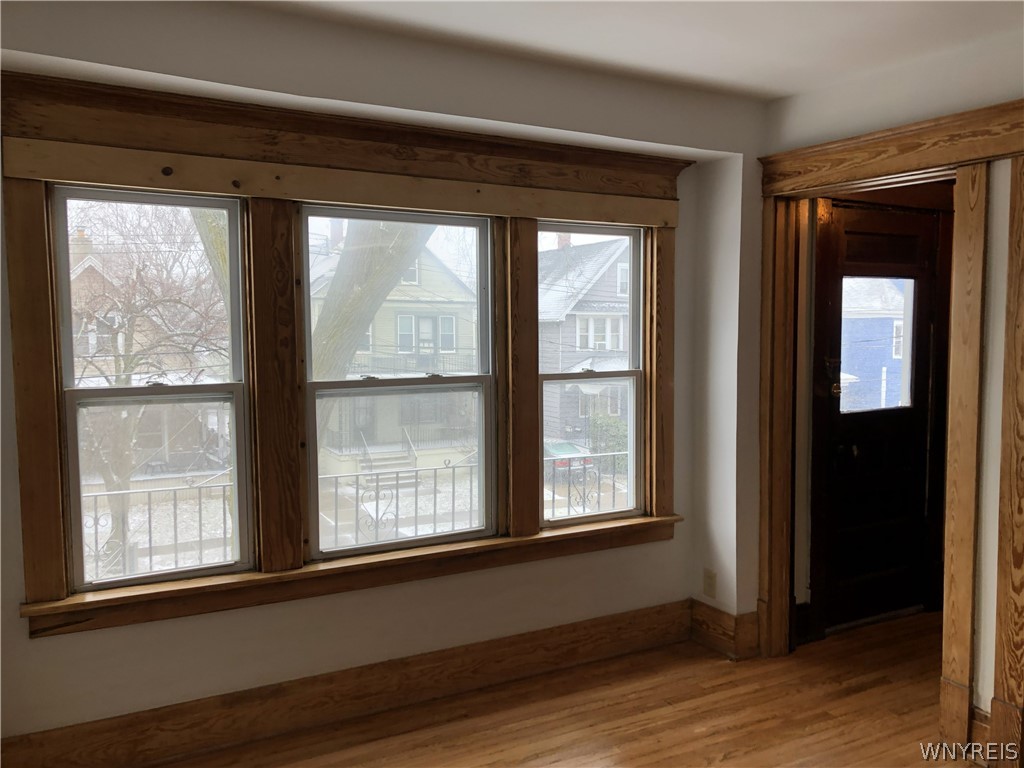 47 Bridgeman Street, Unit UPPR Buffalo, NY 14207 - Photo 3 of 8