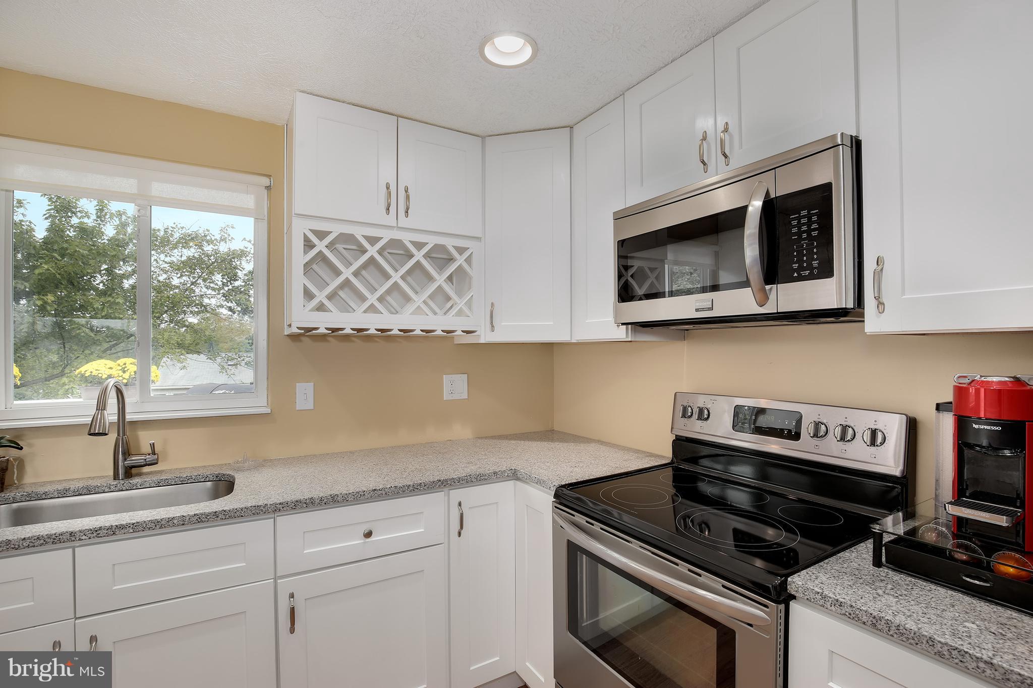 2 Bushwood Road Baltimore, MD 21234 - Photo 11 of 25 Kitchen