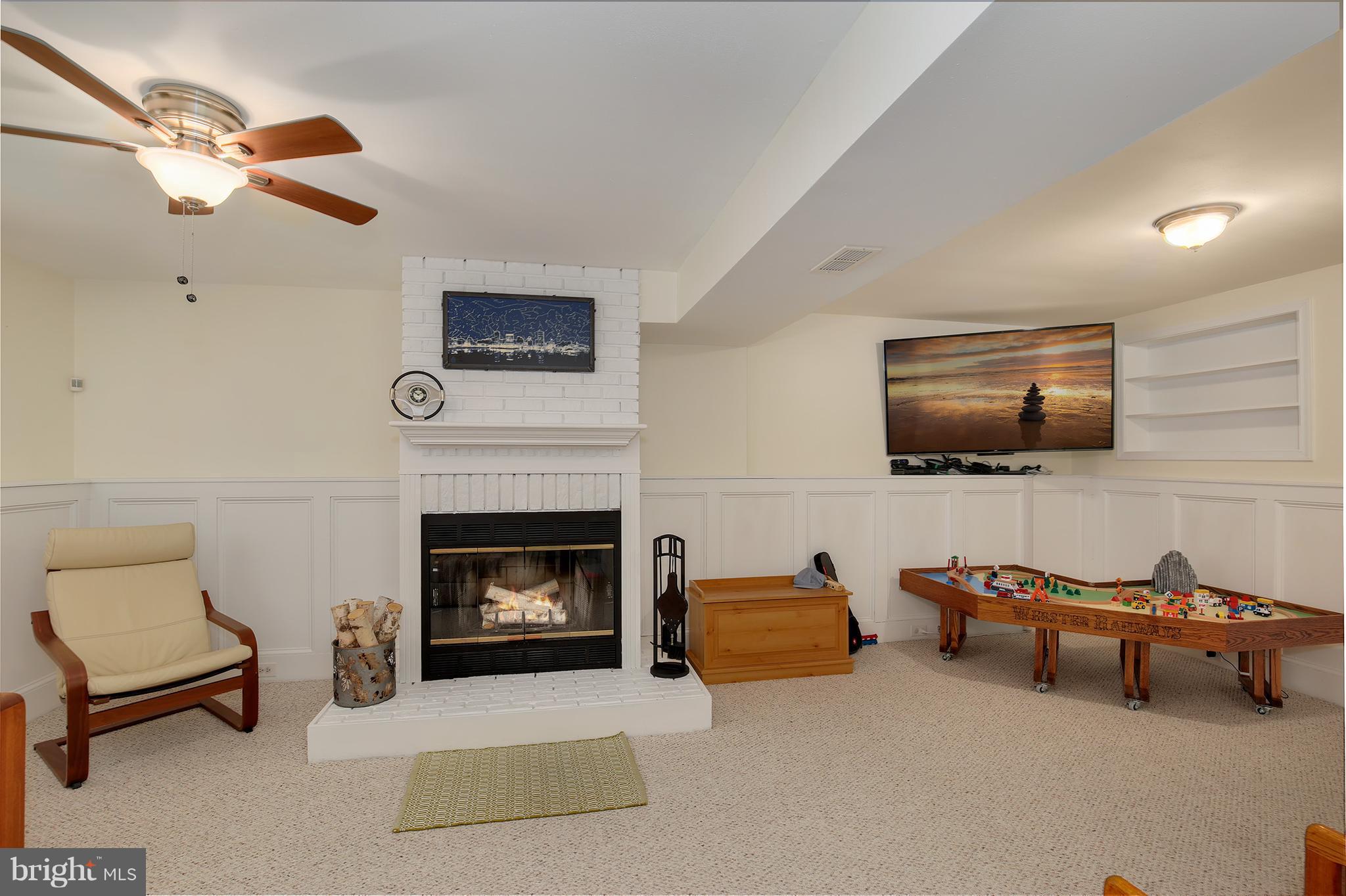 2 Bushwood Road Baltimore, MD 21234 - Photo 17 of 25 Family Room