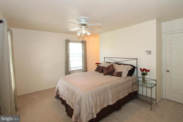 8499 Snowden Oaks Place Laurel, MD 20708 - Photo 17 of 20 Bedroom #1
