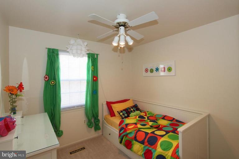 8499 Snowden Oaks Place Laurel, MD 20708 - Photo 18 of 20 Bedroom #3