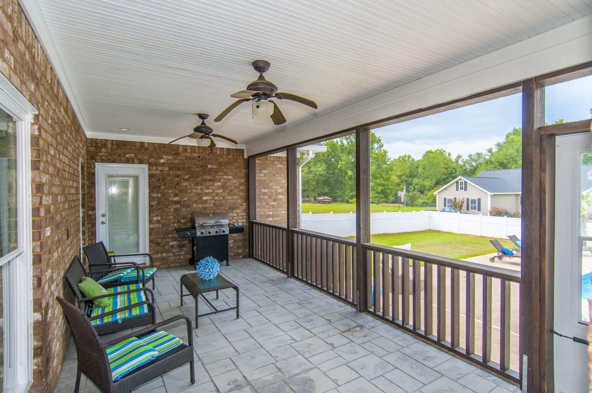 180 Columns Road Summerville, SC 29483 - Photo 14 of 45 180_Columns_Rd_Summerville_SC_29483_DSC8