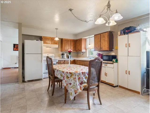 $237,000 | 215 Polk Street, Independence, OR 97351