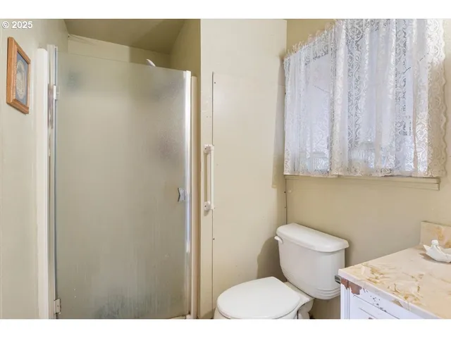 $237,000 | 215 Polk Street, Independence, OR 97351