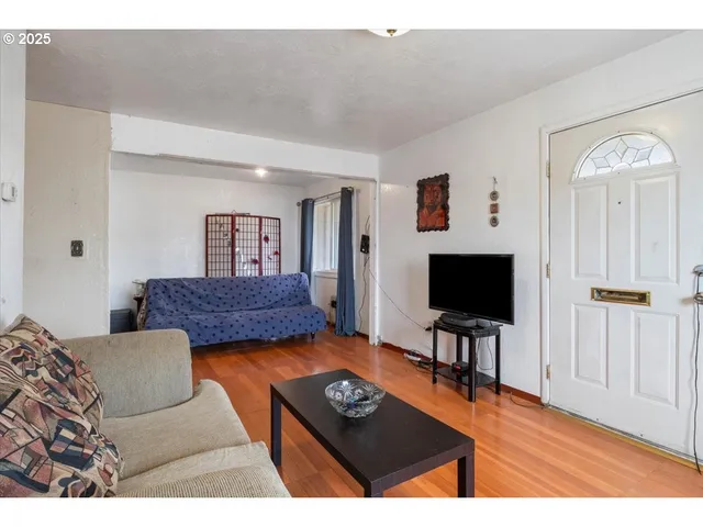 $237,000 | 215 Polk Street, Independence, OR 97351