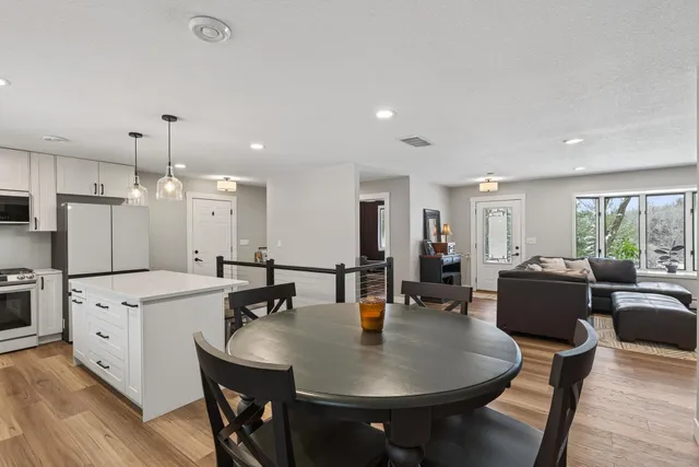 $699,000 | 20300 Otero Avenue, Hastings, MN 55033