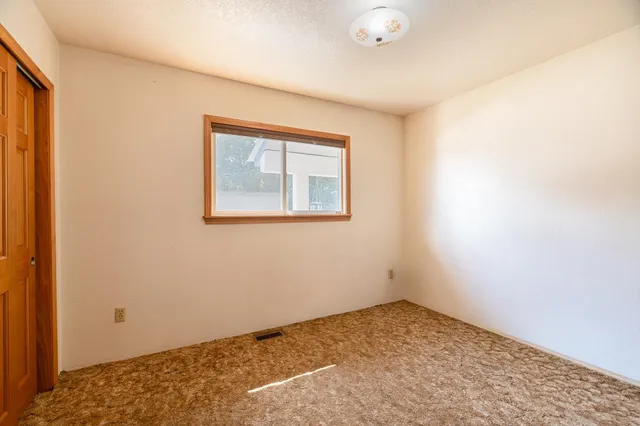 $405,000 | 665 East Riverview Lane, Kettle Falls, WA 99141