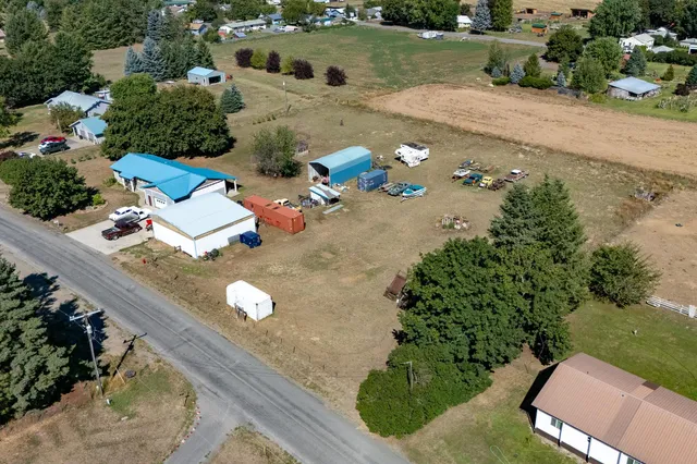 $405,000 | 665 East Riverview Lane, Kettle Falls, WA 99141