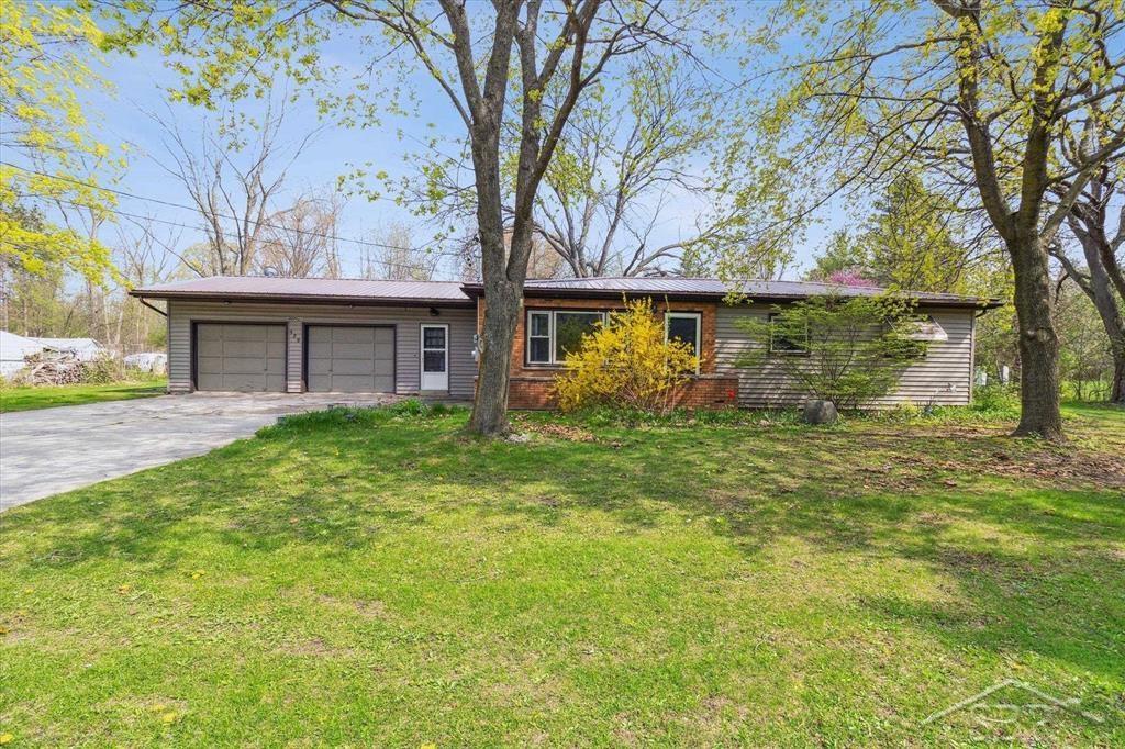 579 East Dopp Road Midland, MI 48640 - Photo 3 of 38 Gallery Image 3