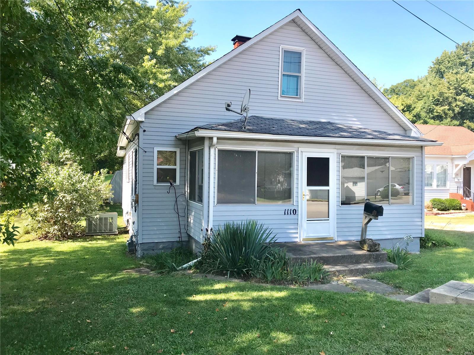 1110 Vandalia Road Hillsboro, IL 62049 - Photo 1 of 32 Gallery Image 1