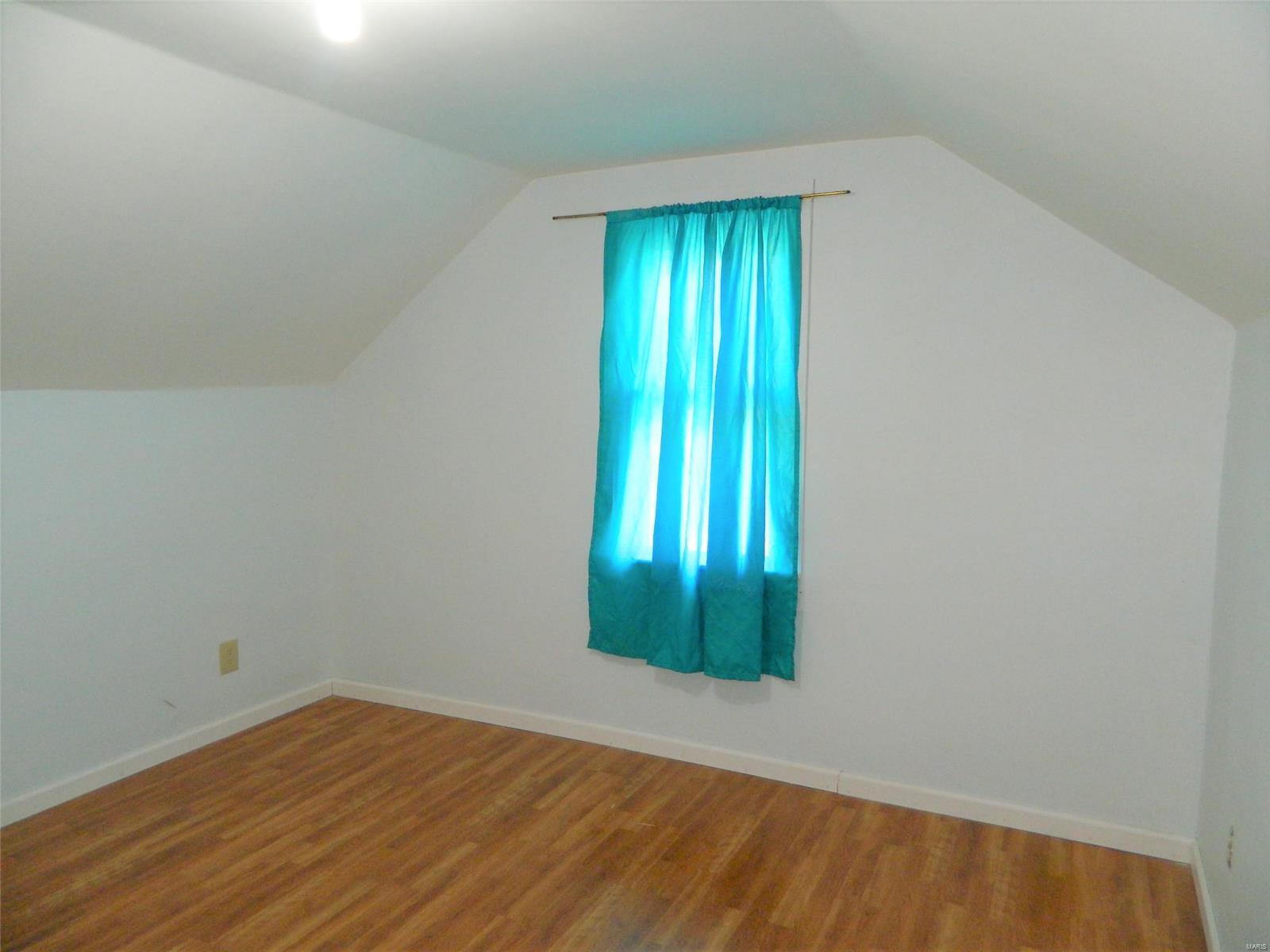 1110 Vandalia Road Hillsboro, IL 62049 - Photo 28 of 32 Gallery Image 28