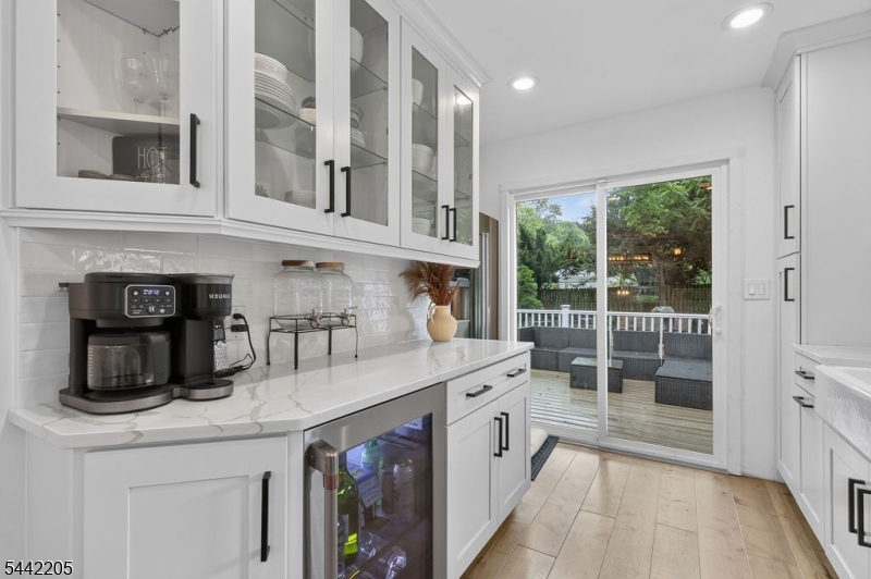 2160 Raritan Road Scotch Plains, NJ 07076 - Photo 14 of 33