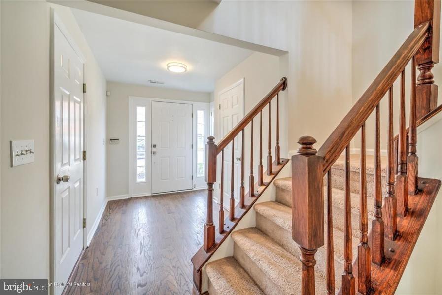 41 Saxton Road, Unit 48 Farmingdale, NJ 07727 - Photo 2 of 28