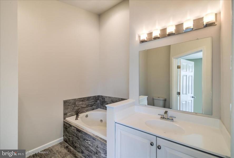 41 Saxton Road, Unit 48 Farmingdale, NJ 07727 - Photo 17 of 28