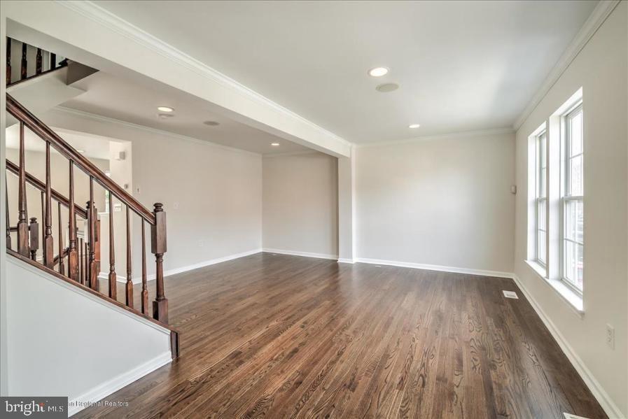 41 Saxton Road, Unit 48 Farmingdale, NJ 07727 - Photo 4 of 28