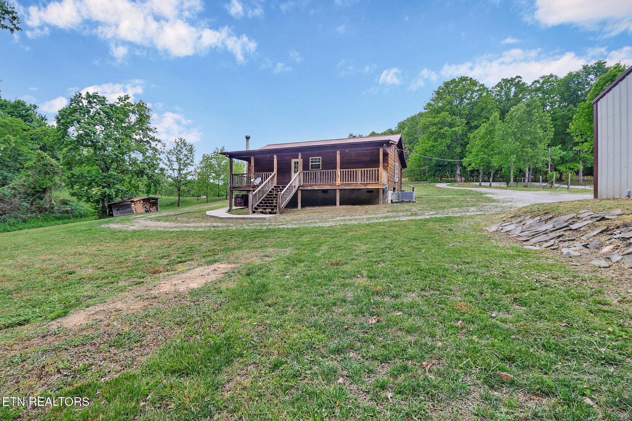 381 Lowe Road Jamestown, TN 38556 - Photo 27 of 32 Gallery Image 27