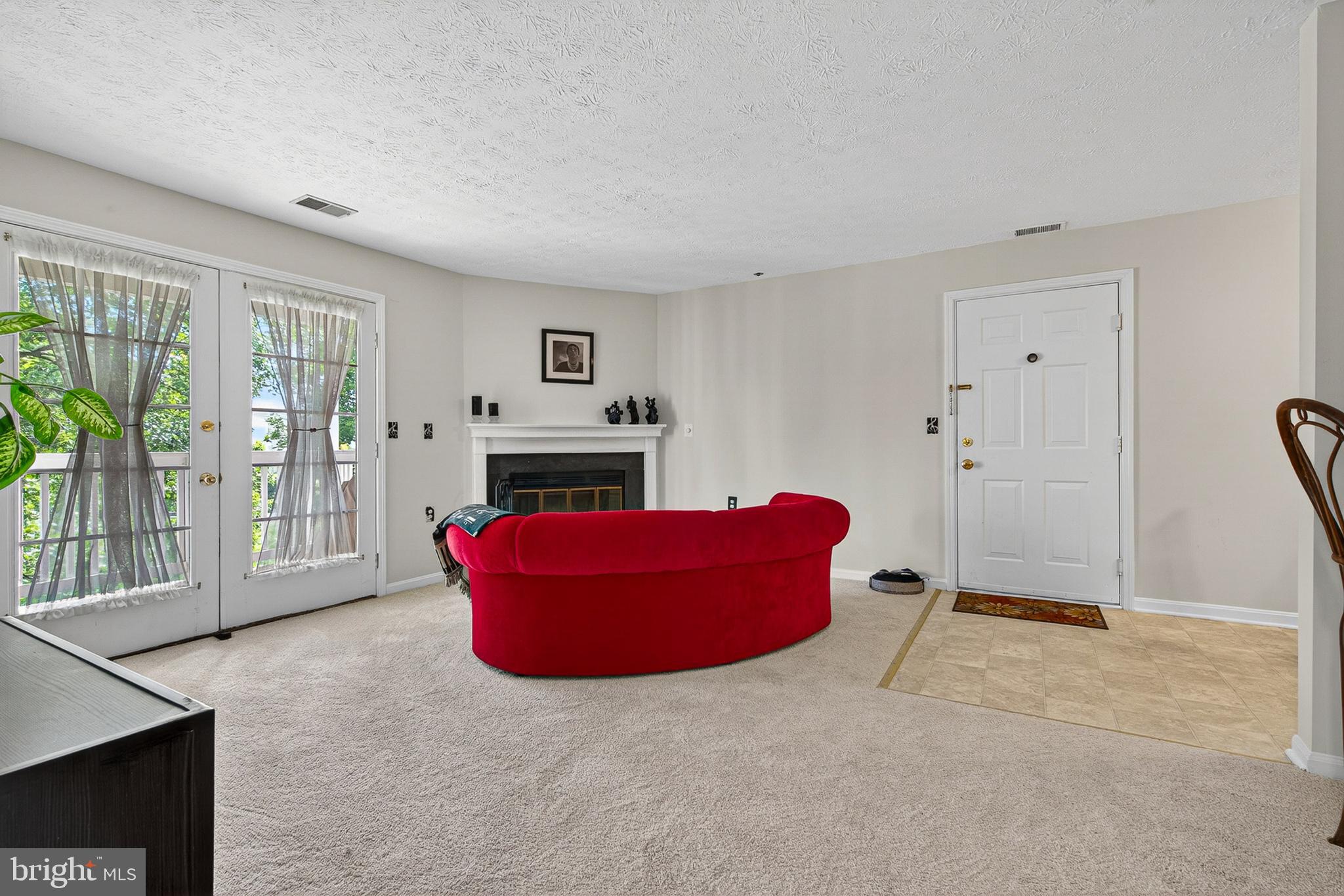 6415 Greenfield Road, Unit 1303 Elkridge, MD 21075 - Photo 5 of 25 Living Room - New Carpet